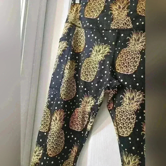 CVG PINEAPPLE PRINT LEGGINGS - Picture 4 of 5